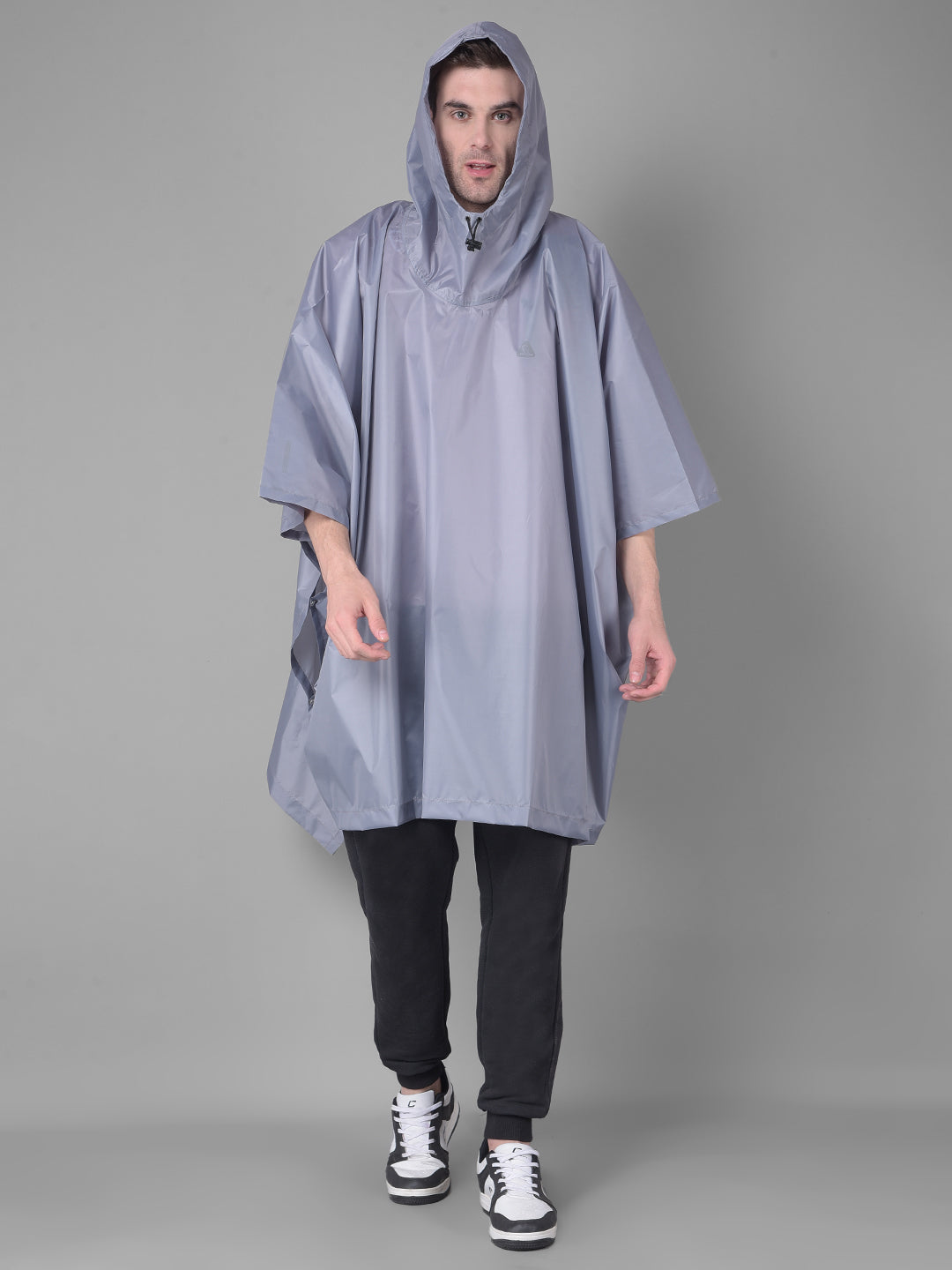 GreenLands Lightweight Waterproof Medium Rain poncho GLOBO Grey Color