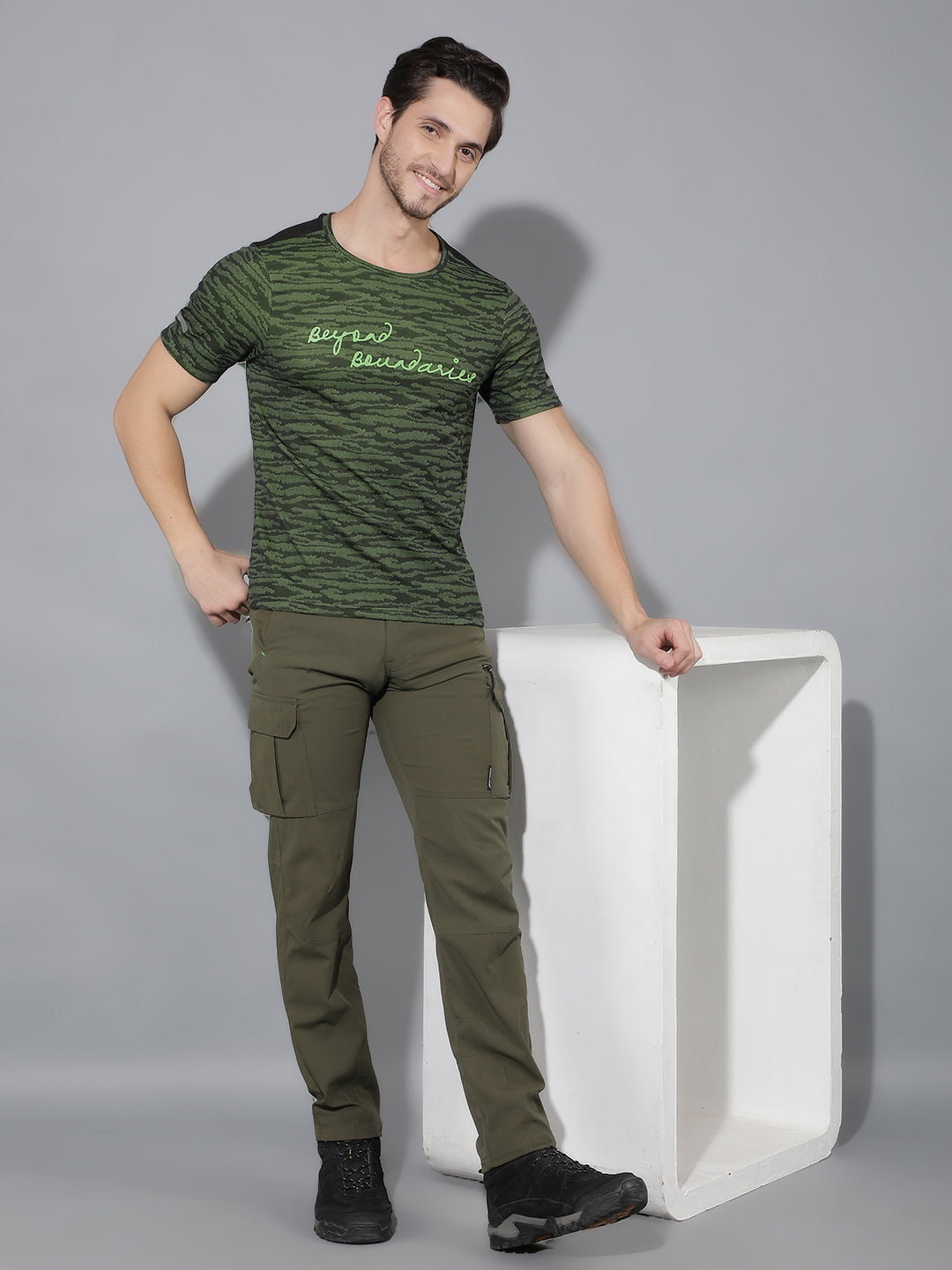 GreenLands T-Shirt HS JACQUARD R Green/ Black Color Front View